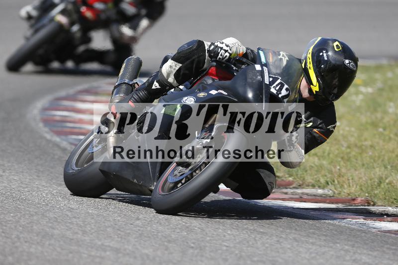 Archiv-2025/05 14.04.2025 Plüss Moto Sport ADR/Freies Fahren/142